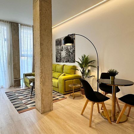 Apartamentos Orilla Del Bernabeu Madrid Buitenkant foto