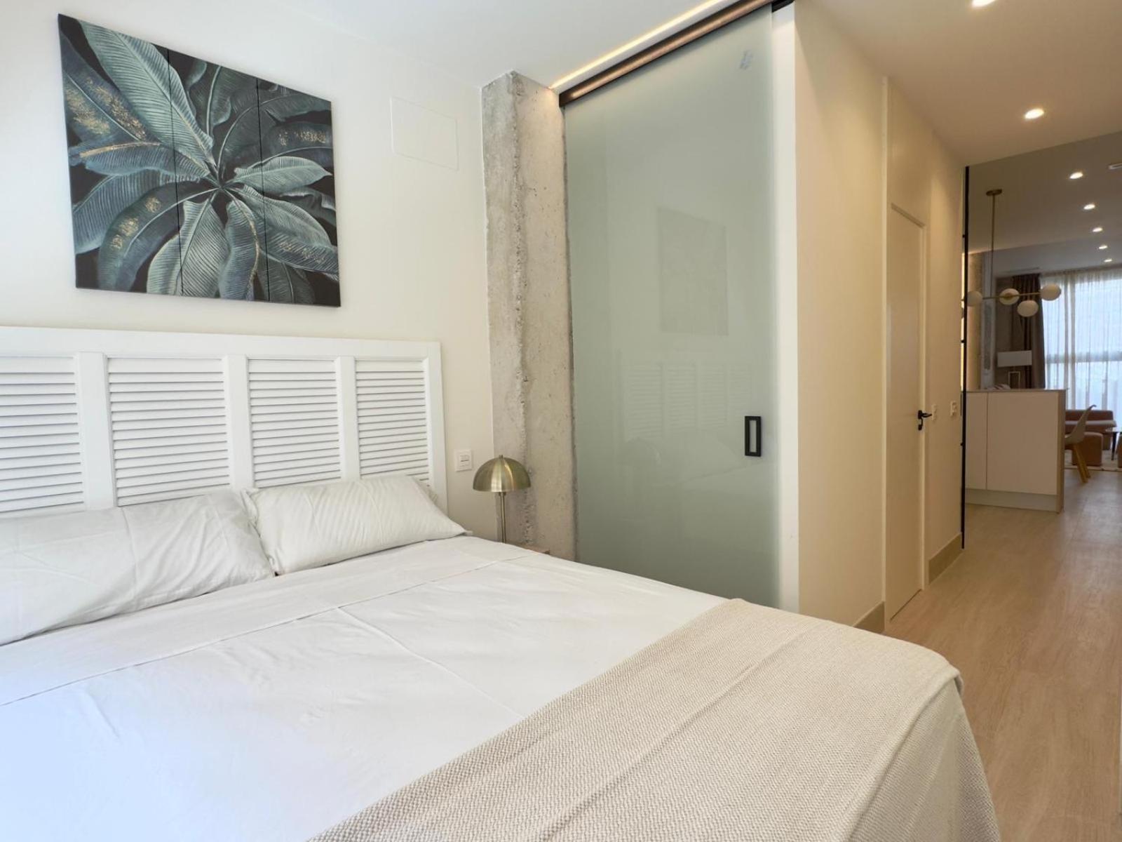 Apartamentos Orilla Del Bernabeu Madrid Buitenkant foto