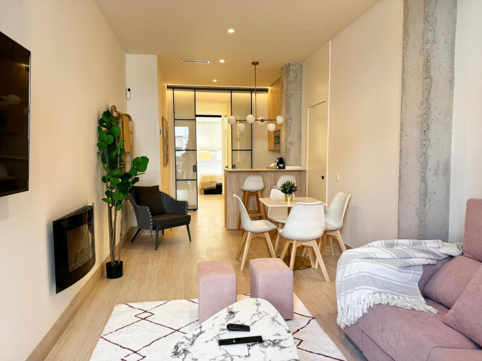 Apartamentos Orilla Del Bernabeu Madrid Buitenkant foto